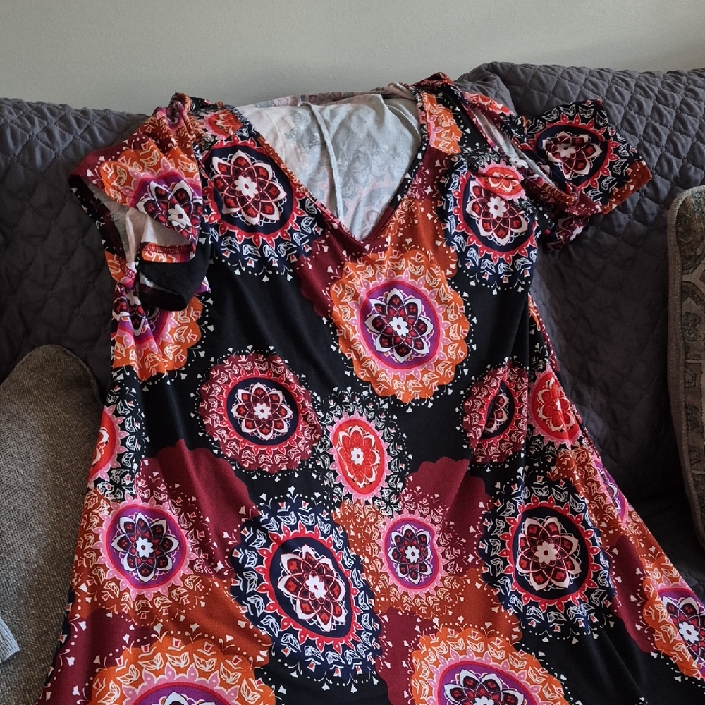 Bohemian Floral Midi Dress in Black and Red